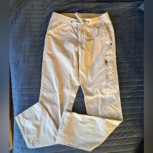 Vuori women's light beige jogger pants